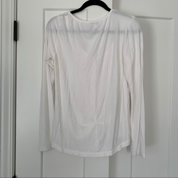 Socialite Button Front Top - Picture 4 of 5